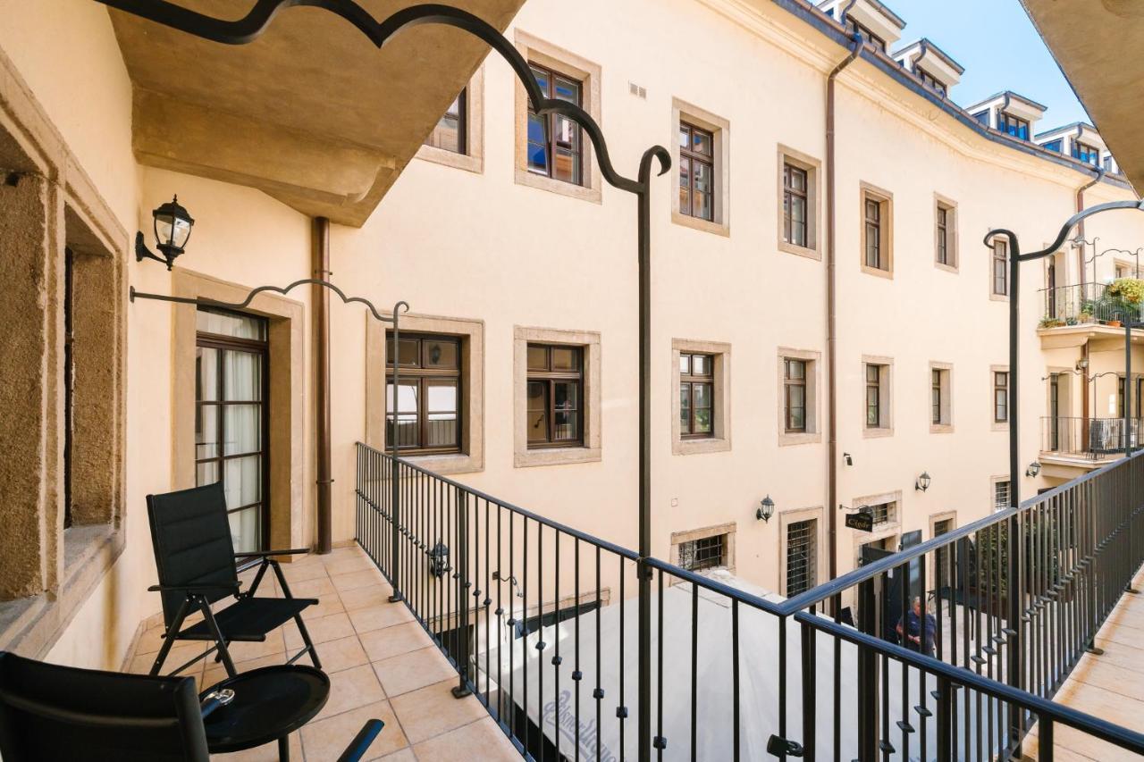 Michalska Residence 1 บราติสลาวา ภายนอก รูปภาพ